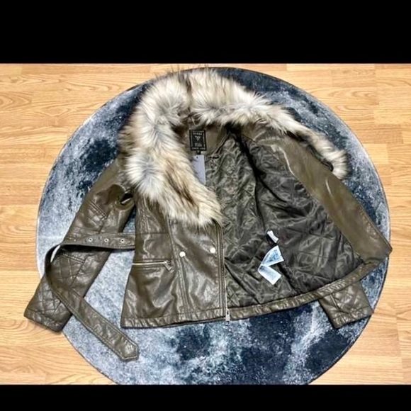 🔻SALE🔻GUESS🔹NEW WITH TAG - Picture 7 of 11